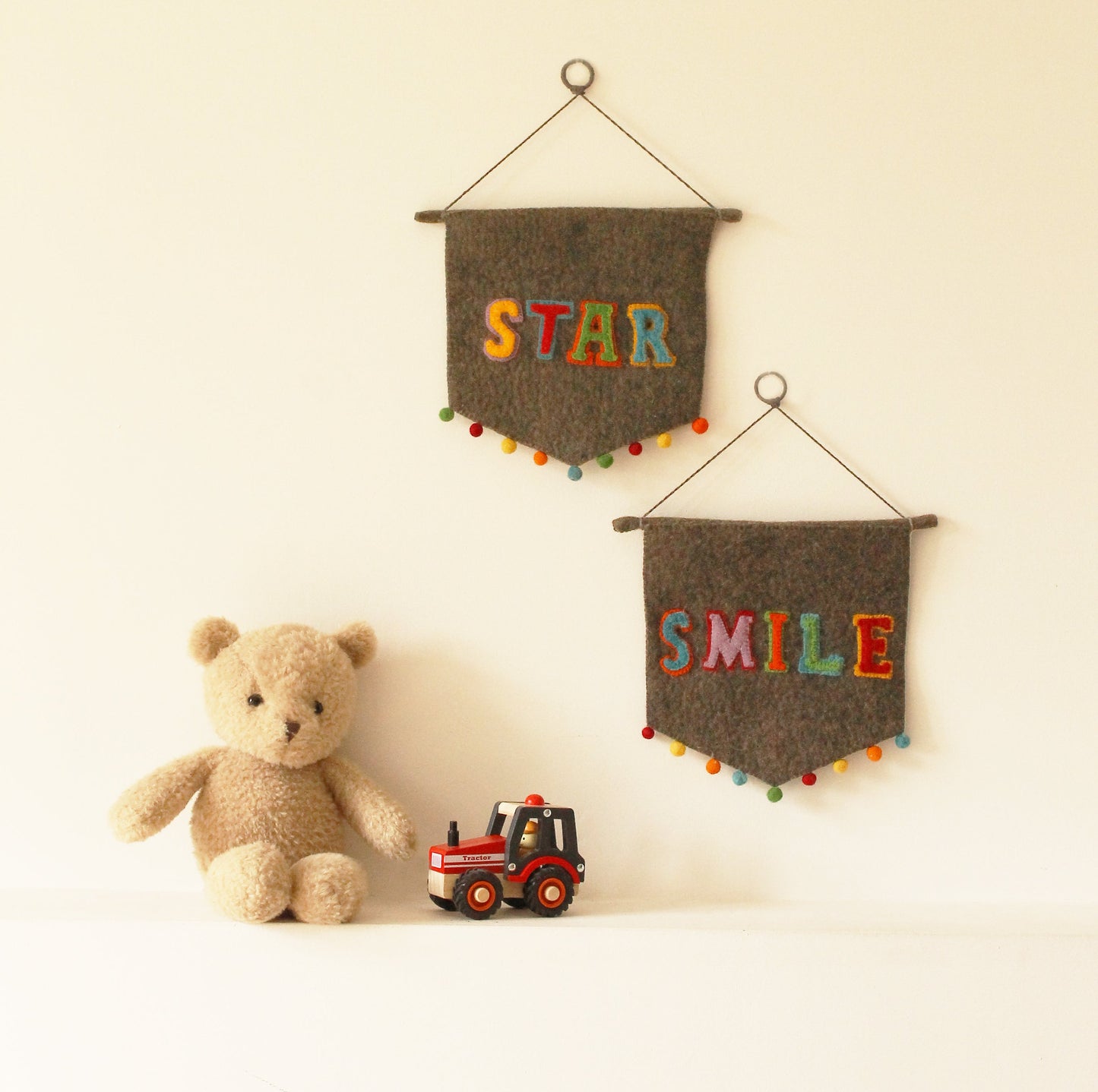 Felt Wall Pennant - Bright SMILE