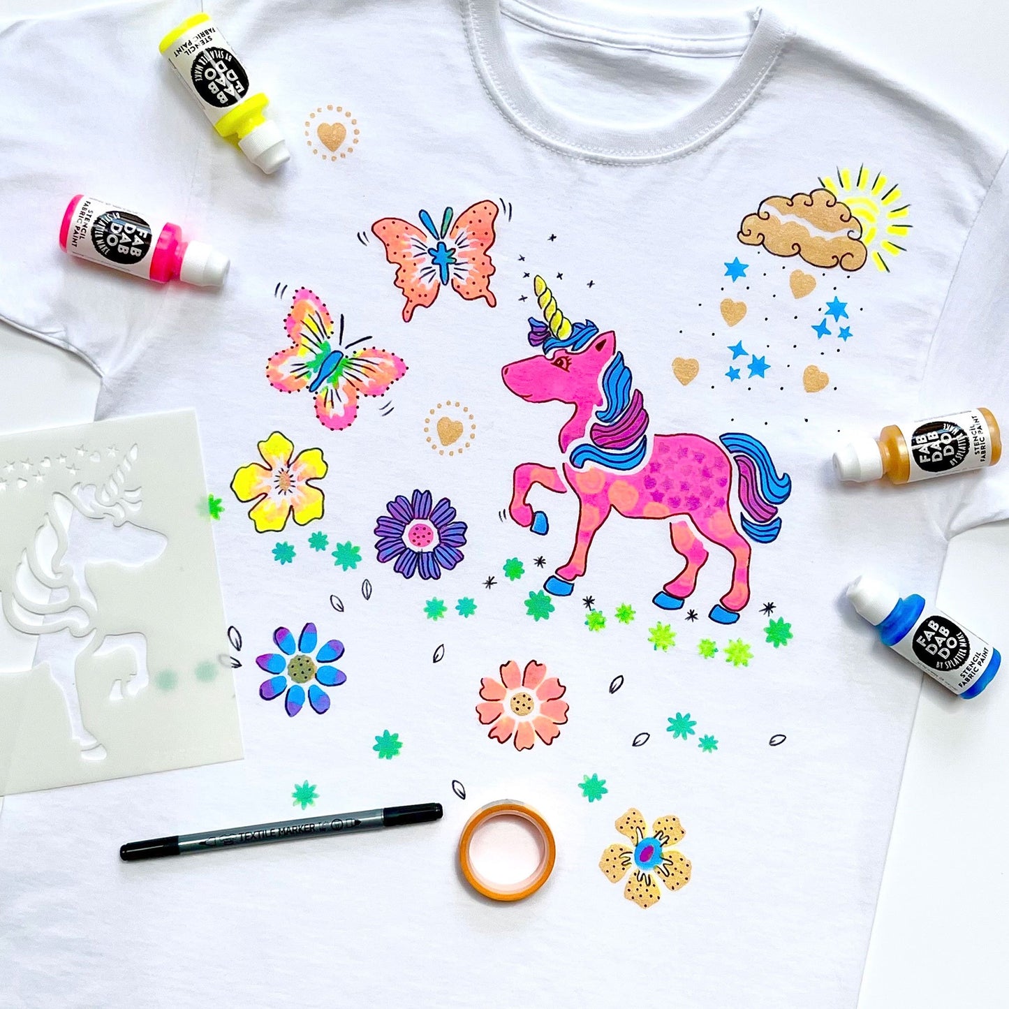 Unicorn – Kids T-Shirt Painting Craft Box