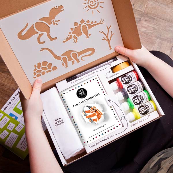 Dinosaur Kids T-Shirt Painting Craft Box