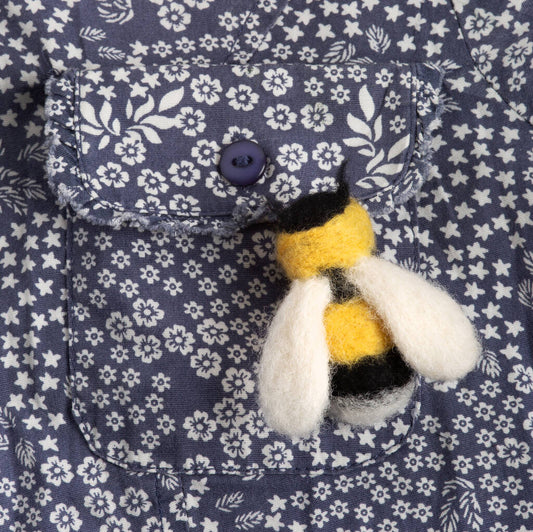 Bee Brooch Needle Felting Kit - Toys & Games - The Present King