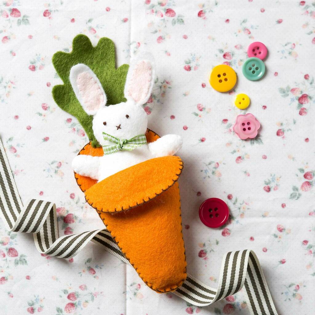 Bunny In Carrot Bed Felt Craft Mini Kit - Toys & Games - The Present King