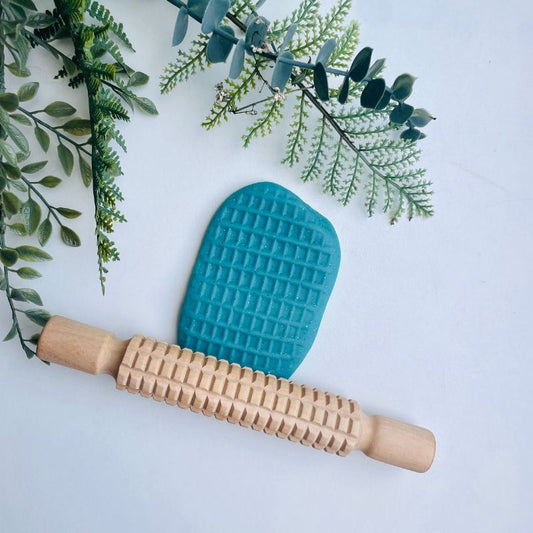 Curiosity Corner - Small Honeycomb Wooden Rolling Pin