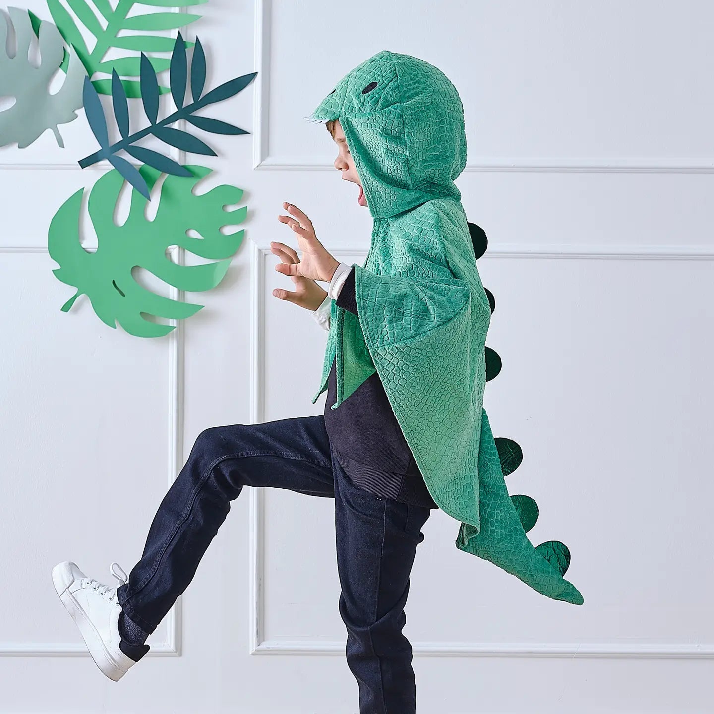 Dinosaur Costume Cape, Green - Toys & Games > Toys > Dress Up & Pretend Play > Costume Accessories > Costume Capes - The Present King