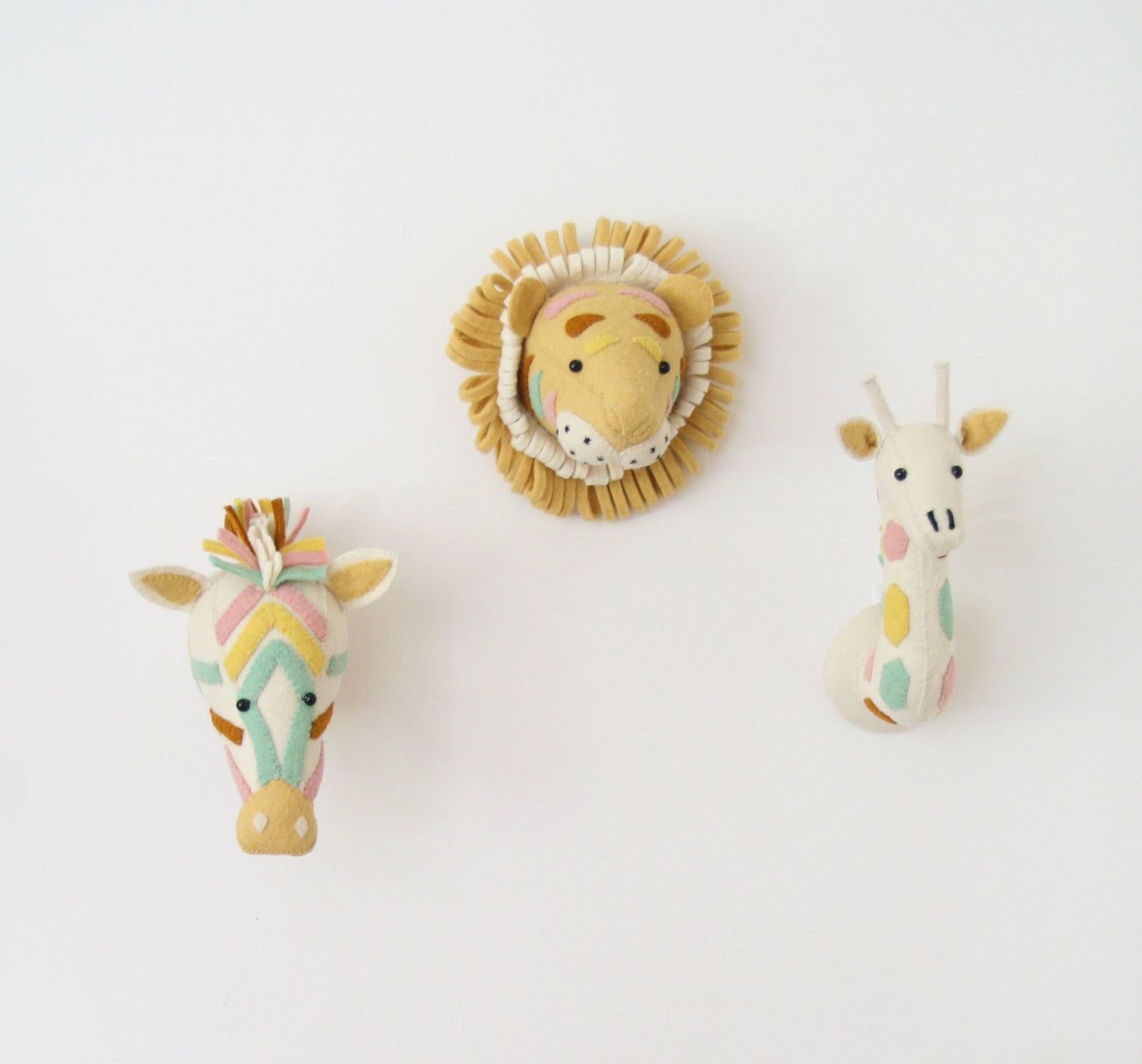 Natural Pastel Giraffe Head - Mini