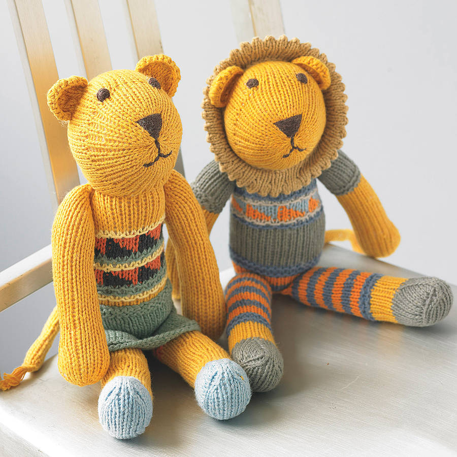 Hand Knitted Lion Soft Toy