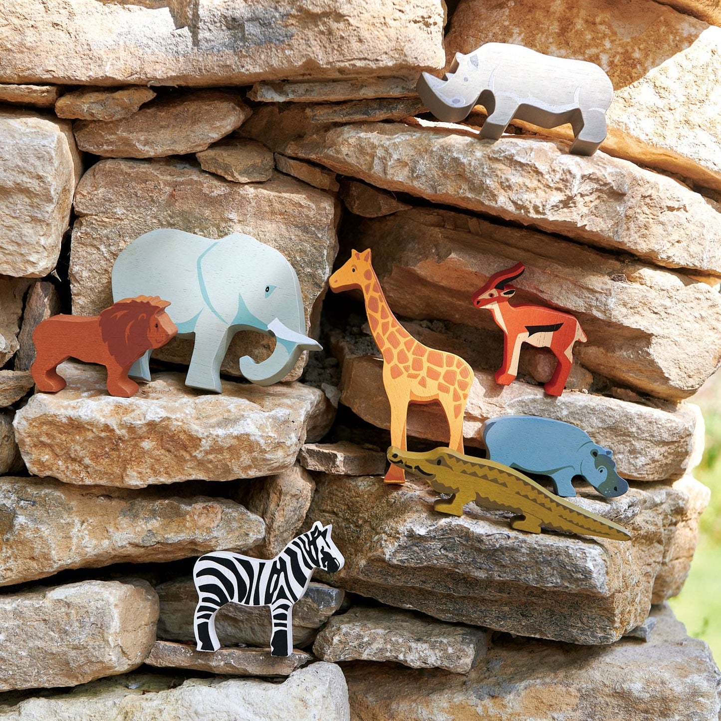 8 Safari Animals & Shelf - Animals + Arks - ELLIE