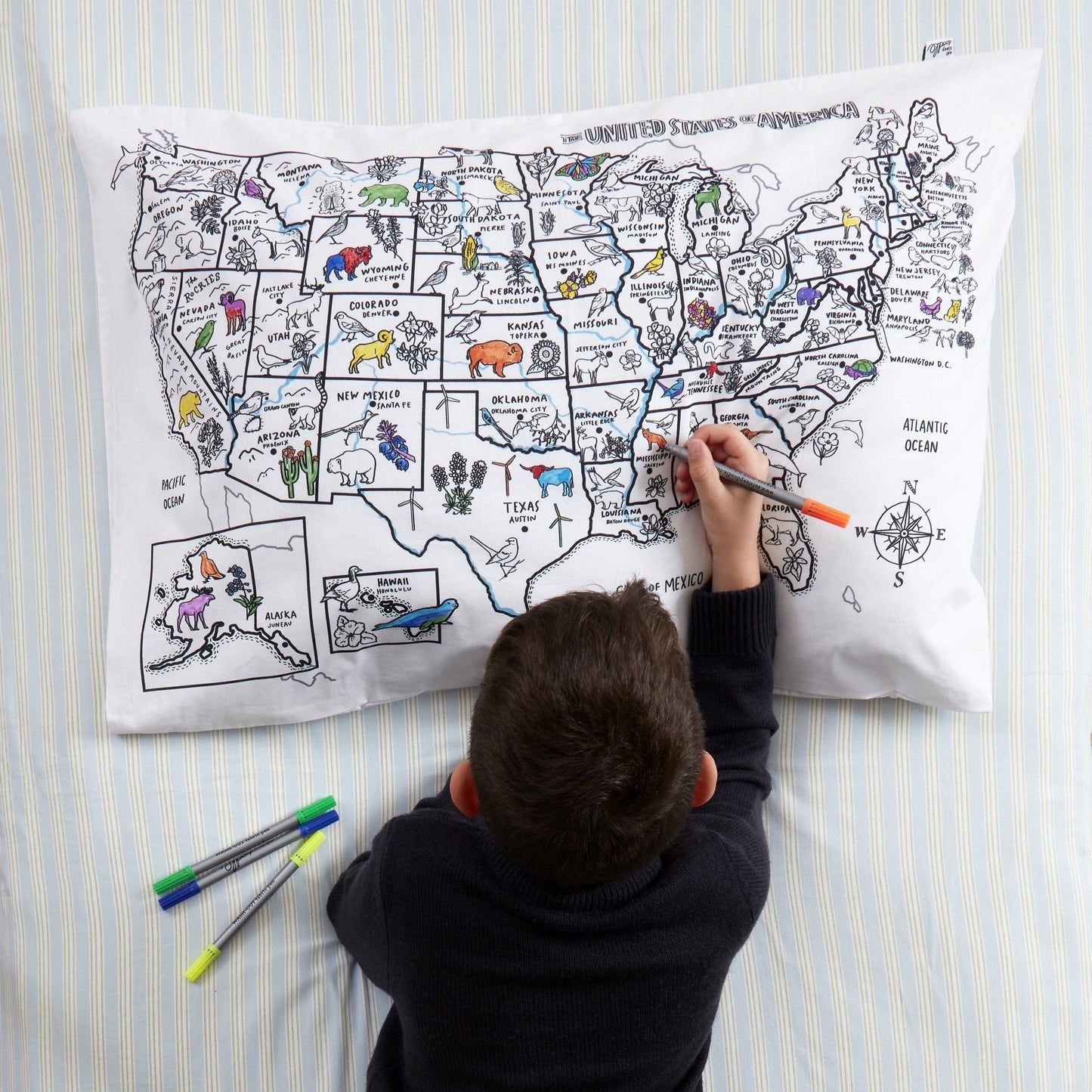 Colour Your Own US Map Pillowcase - Educational Colouring Gifts - ELLIE