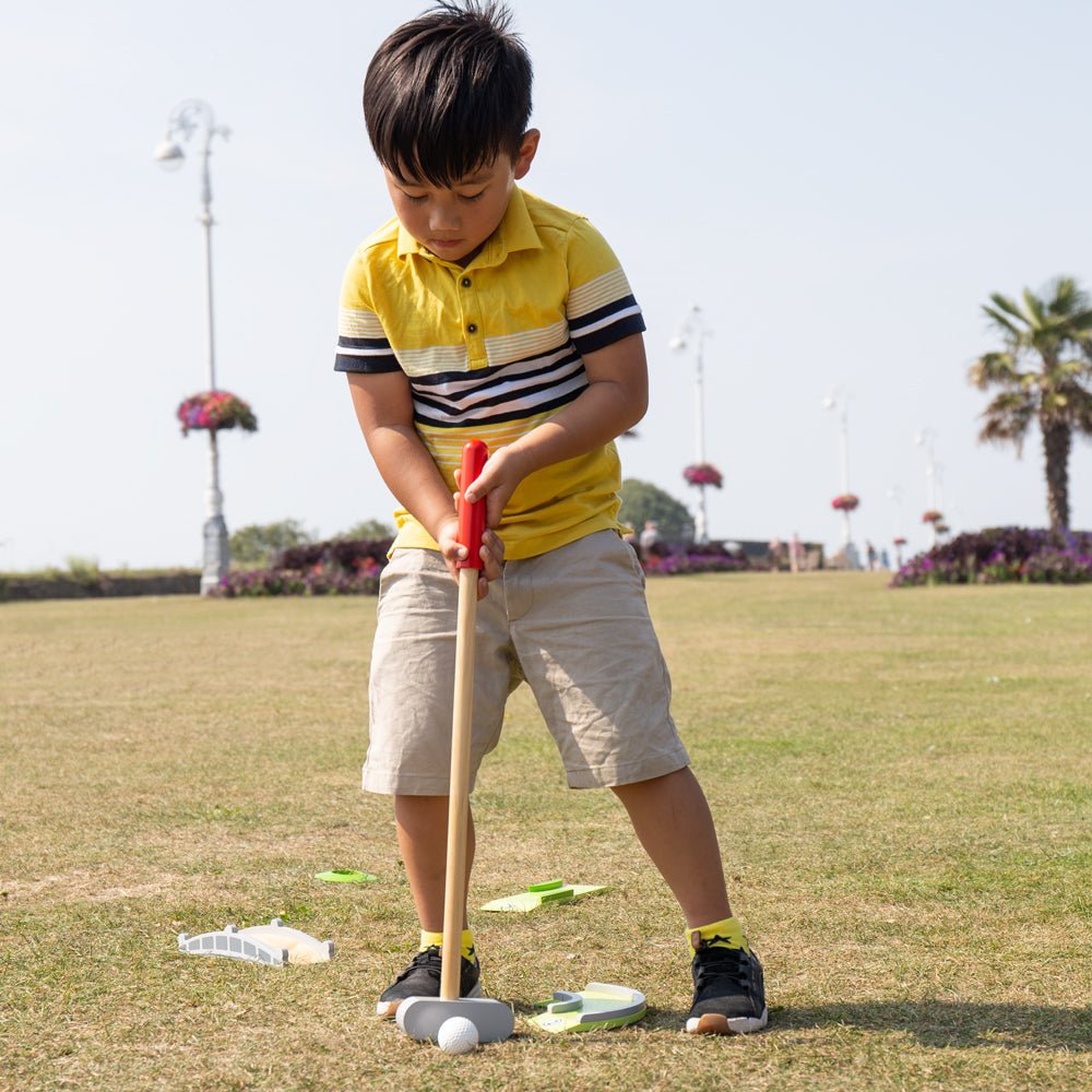 Crazy Golf - ELLIE