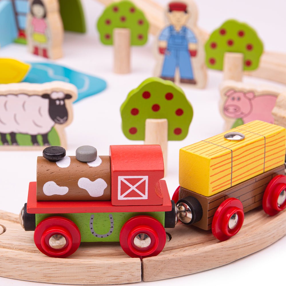 Farm Train Set - ELLIE