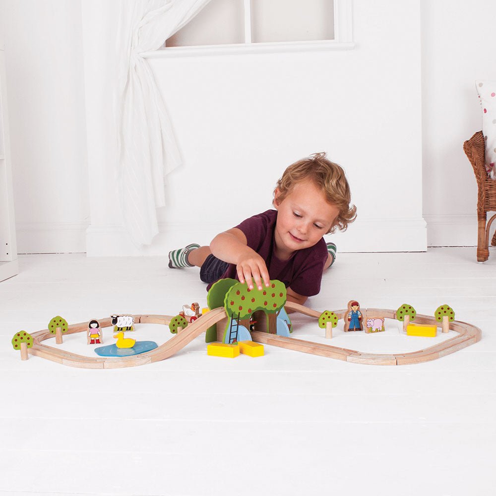 Farm Train Set - ELLIE