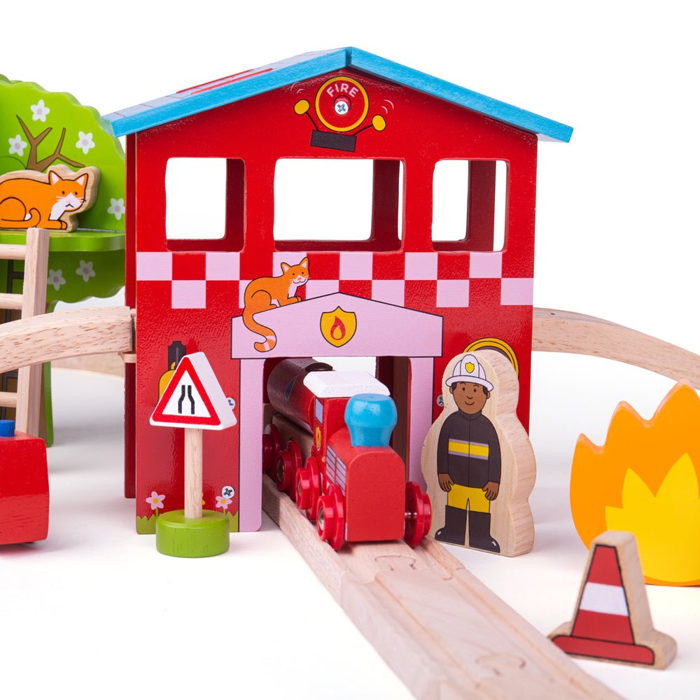 Fire Station Train Set - ELLIE