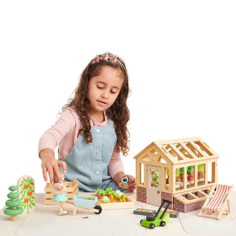 Greenhouse and Garden Set - Wooden dolls house - ELLIE