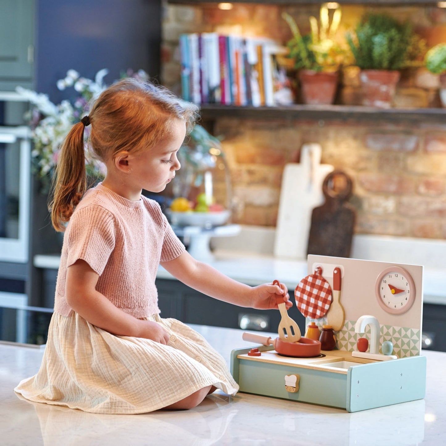 Kitchenette - Wooden pretend play - ELLIE