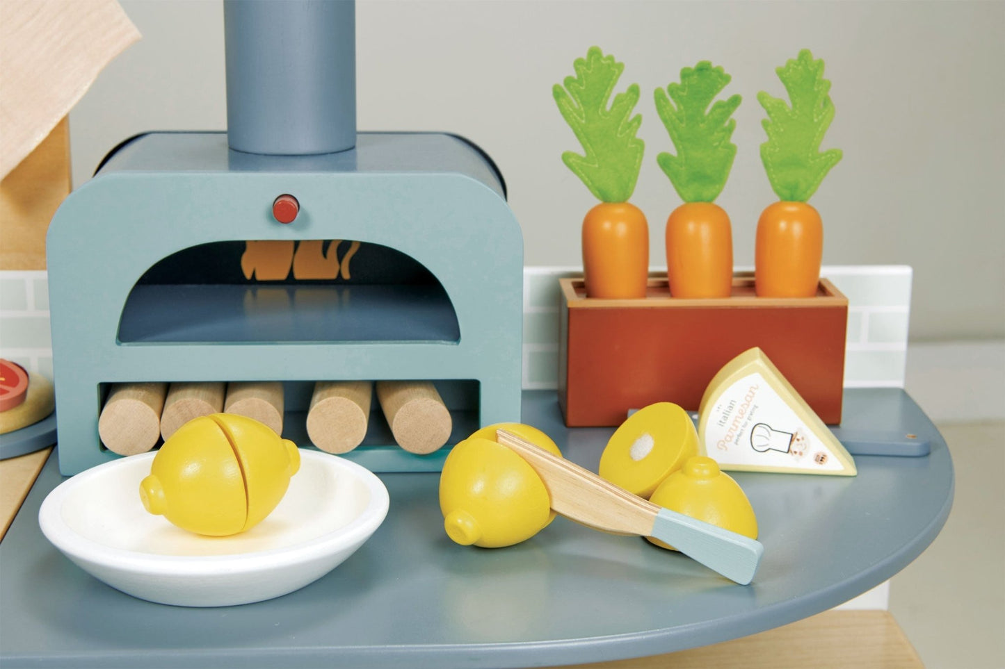 La Fiamma Grand Kitchen - Wooden pretend play - ELLIE