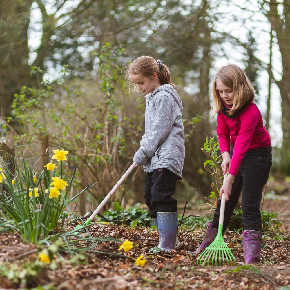 Long Handled Gardening Tool Bundle - ELLIE