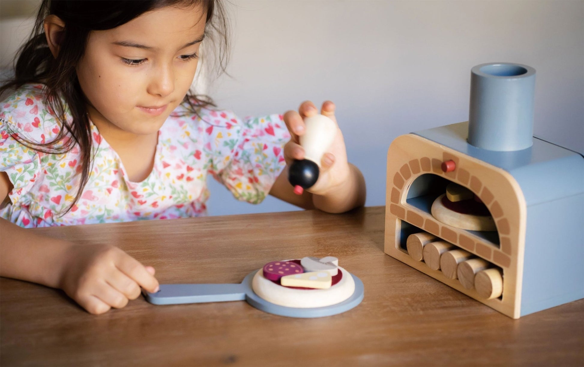 Make Me a Pizza! - Wooden pretend play - ELLIE