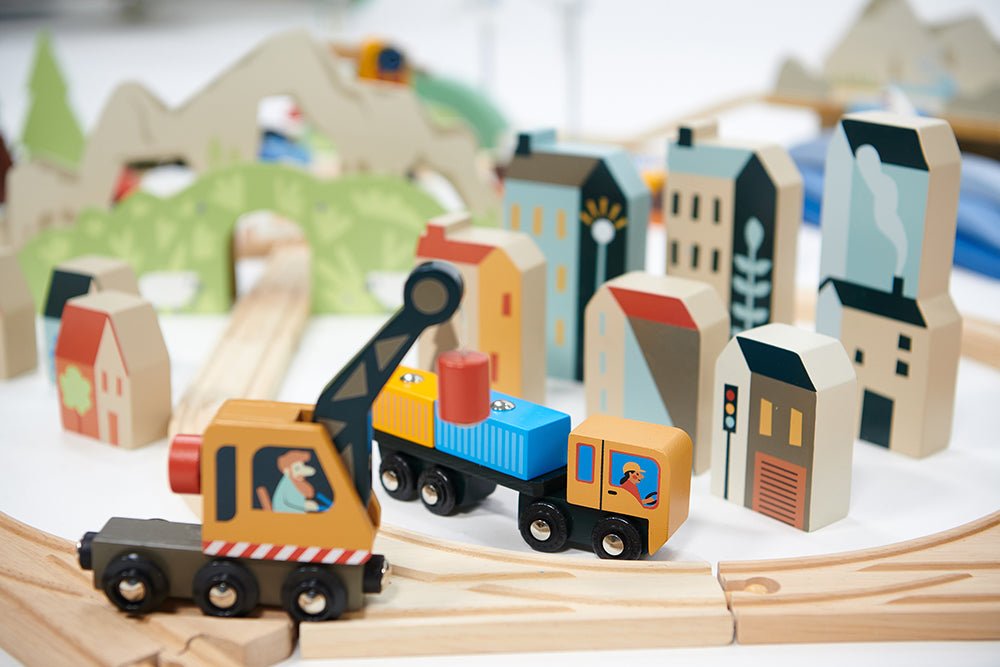 Mountain View Train Set - Wooden train sets - ELLIE