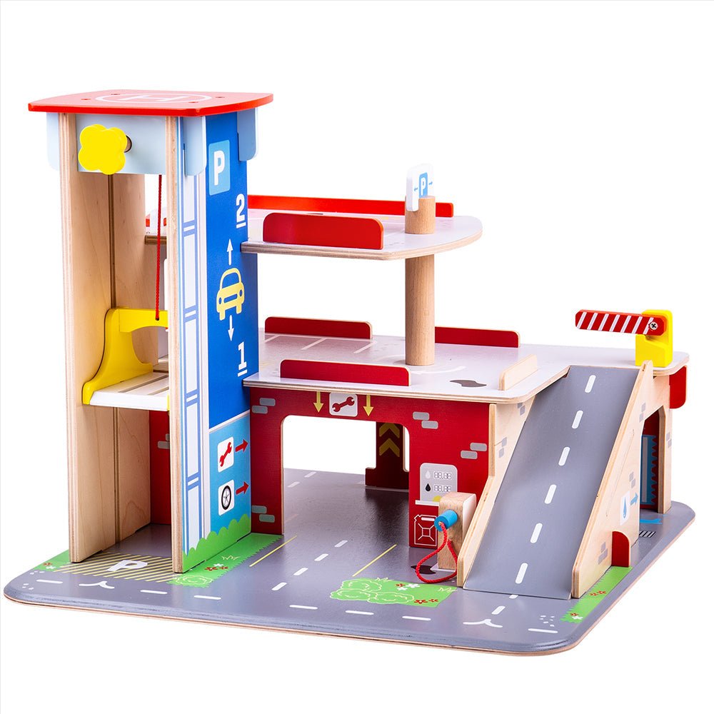 Park & Play Toy Garage - ELLIE