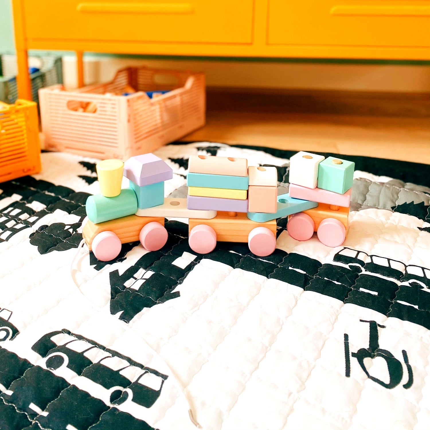 Perfect Pastels Wooden Train Set - ELLIE