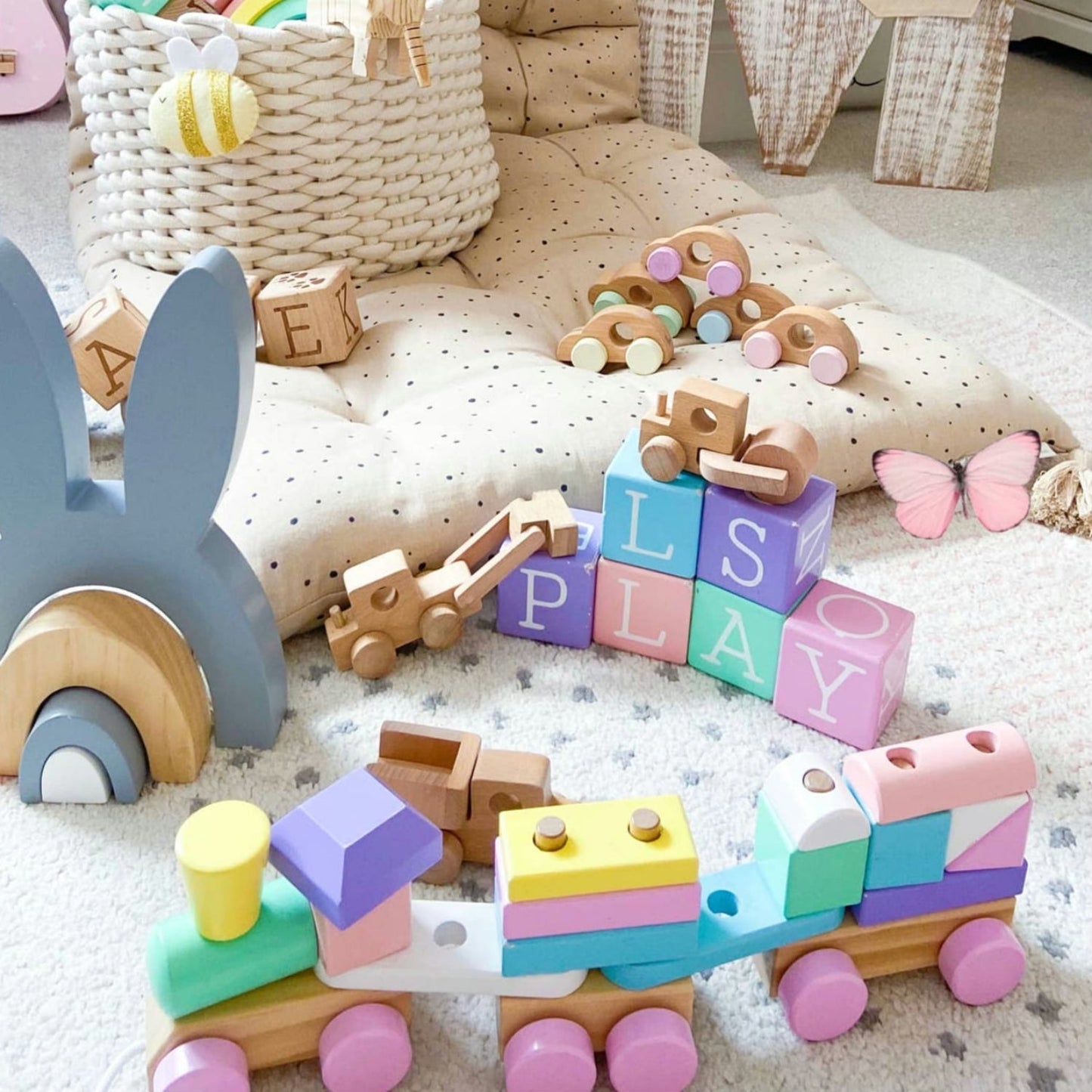 Perfect Pastels Wooden Train Set - ELLIE