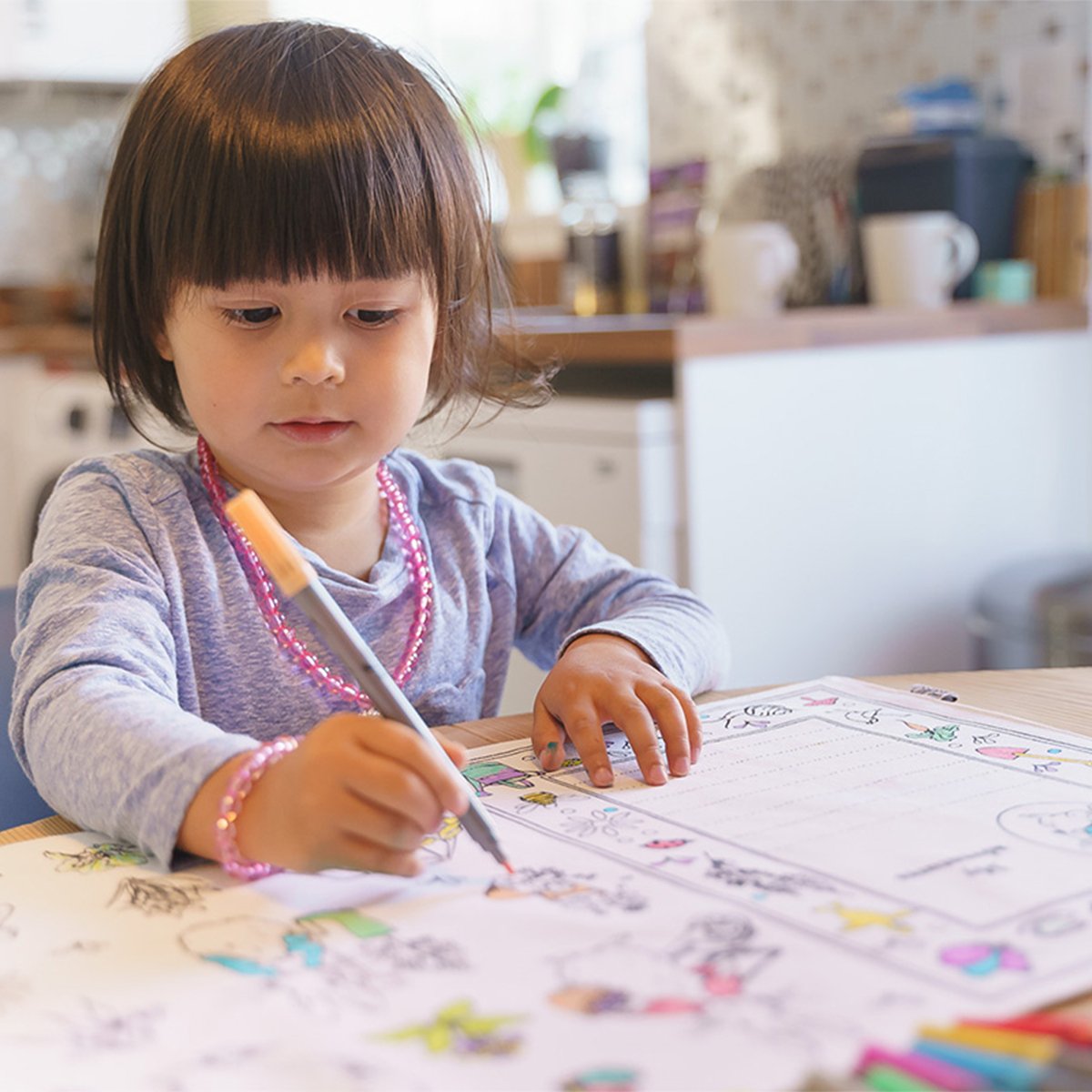 Peter Rabbit™ & Friends Placemat to Go - Colour in & Learn - Educational Colouring Gifts - ELLIE