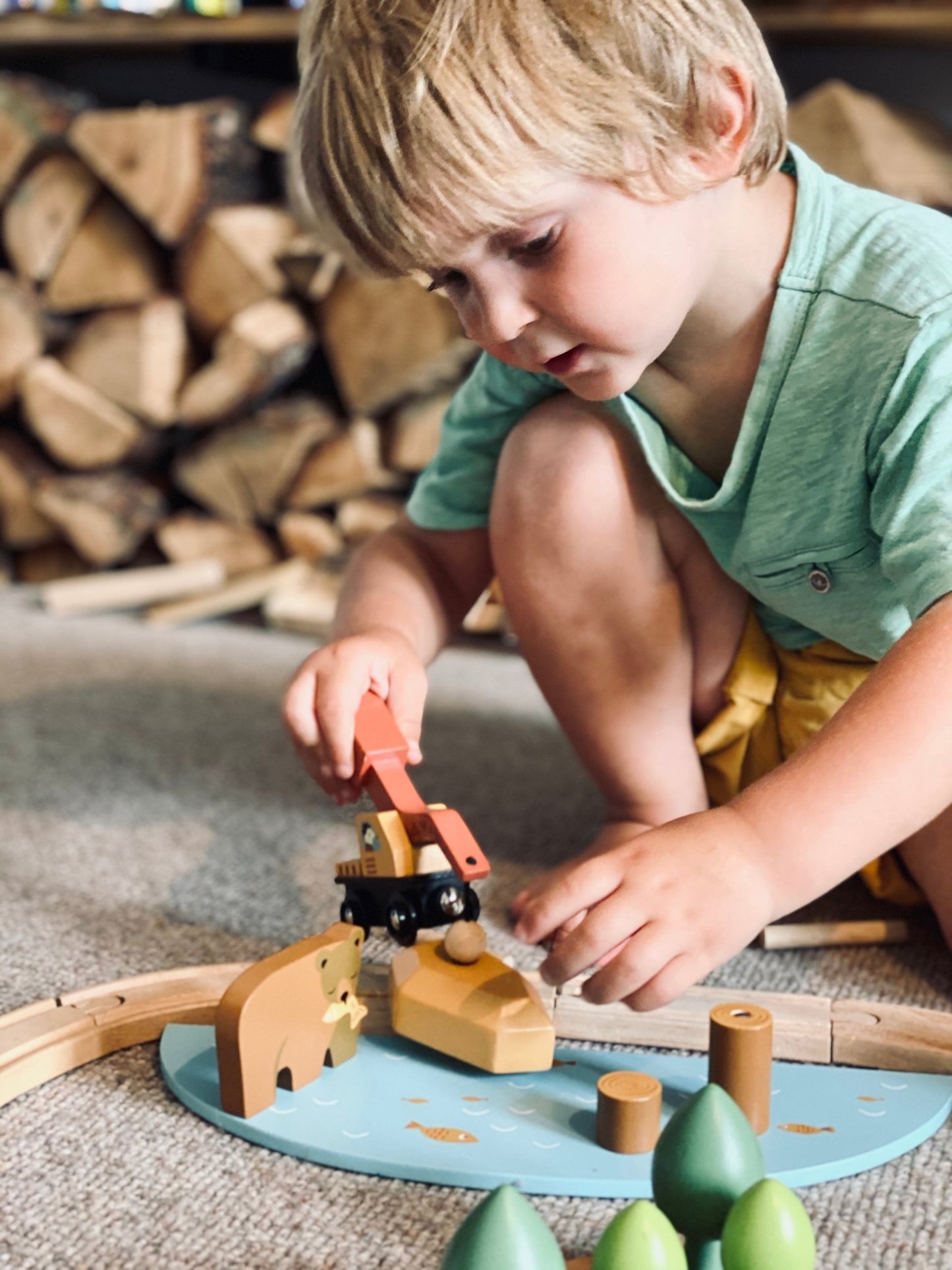 Wild Pines Train Set - Wooden train sets - ELLIE